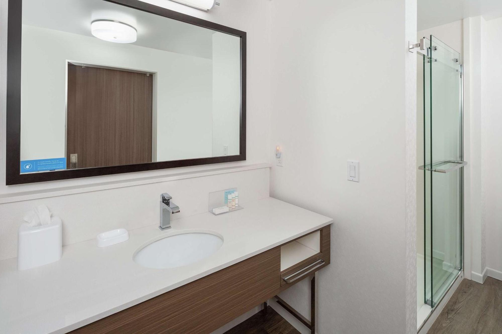Hampton Inn & Suites San Diego Airport Liberty Station Kültér fotó